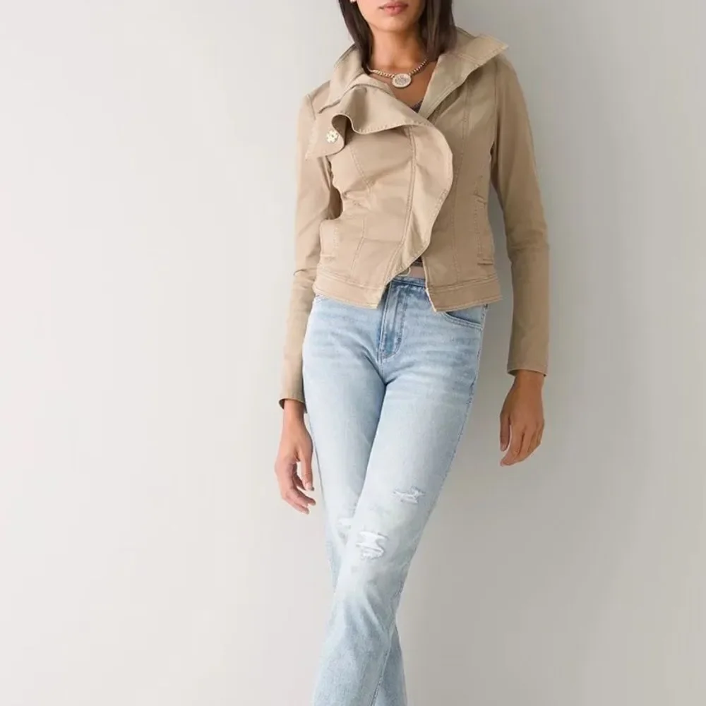 White House Black Market Ruffle Front Jacket